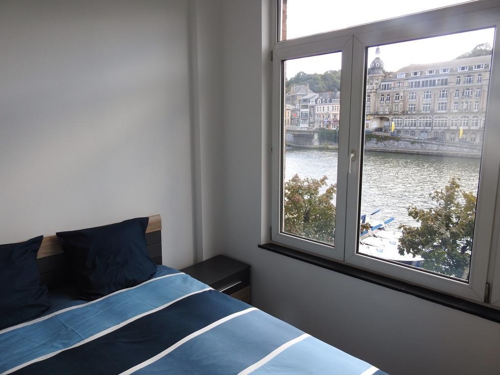 Les Voisins De Mr Sax Hotel Dinant Cameră foto